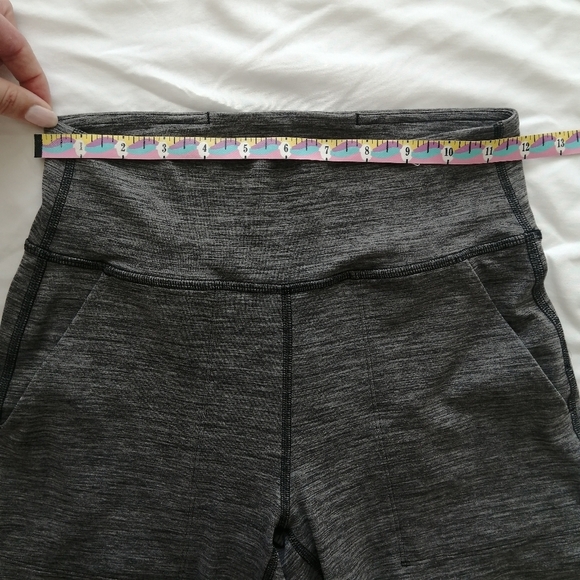 Lululemon Align Joggers 24" Crop Pants Heathered Black Grey Size 4 - Picture 14 of 16